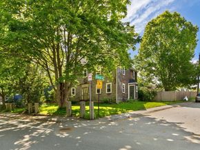 25 Poplar Street, Gloucester MA 01930