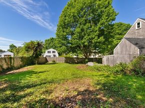 25 Poplar Street, Gloucester MA 01930