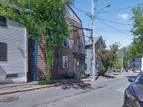 31 Williams Street, Salem MA 01970