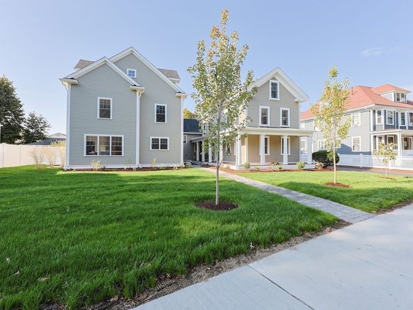 54 South St, Medford MA 02155