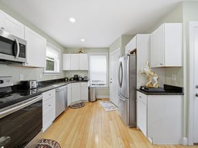 16 Crescent St, Lynn MA 01902