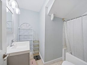 16 Crescent St, Lynn MA 01902