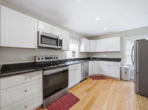 16 Crescent St, Lynn MA 01902