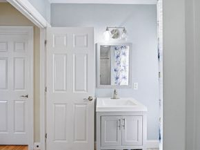 16 Crescent St, Lynn MA 01902