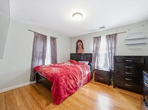 16 Crescent St, Lynn MA 01902