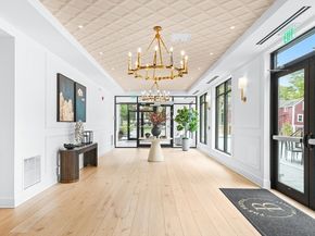 148 Weston Rd 304, Wellesley MA 02482