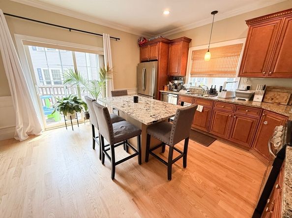 159 Willard St 7, Quincy MA 02169