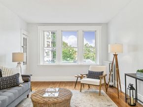 8 Kinross Rd 4, Boston MA 02135