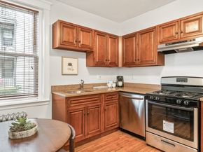 8 Kinross Rd 4, Boston MA 02135