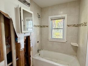 8 Leeds St, Boston MA 02127