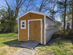 6 Birch St, Wareham MA 02571
