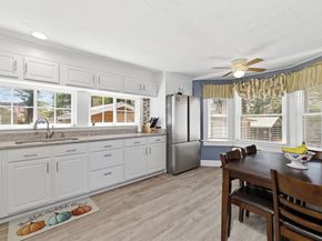 6 Birch St, Wareham MA 02571