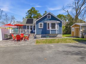 6 Birch St, Wareham MA 02571