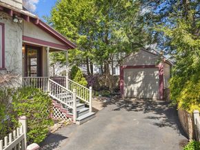 18 Glendale Ave, Melrose MA 02176