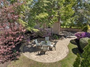 18 Glendale Ave, Melrose MA 02176