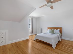 4 Chamberlain Pkwy, Worcester MA 01602