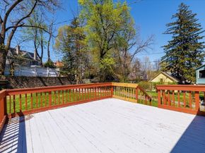 4 Chamberlain Pkwy, Worcester MA 01602