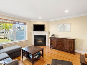 18 Hovey Street 18, Newton MA 02458