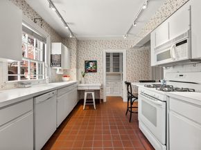 192 Commonwealth Ave 2, Boston MA 02116