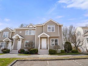 30 Turtle Brook Rd 30, Canton MA 02021