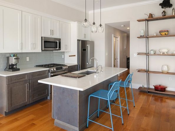 263 Webster St 3, Boston MA 02128