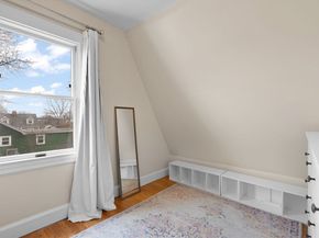 31 Howe St, Quincy MA 02169