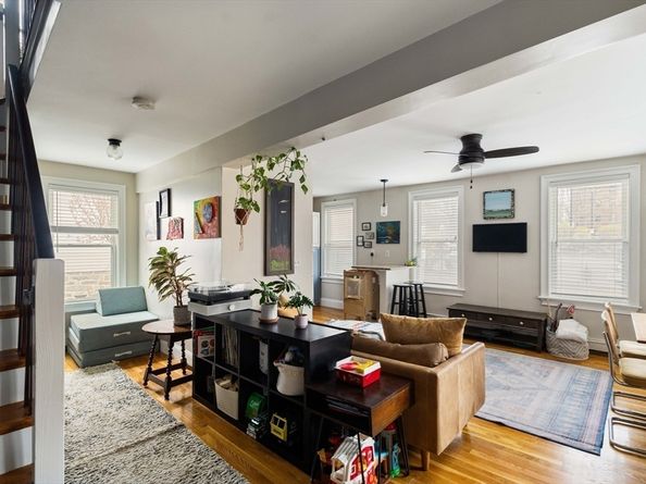 19-21 Norfolk St 1, Boston MA 02119
