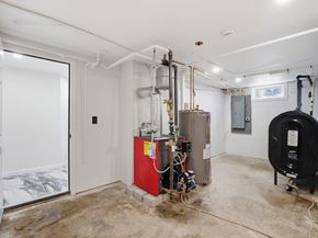 72 Holden Road, Paxton MA 01612