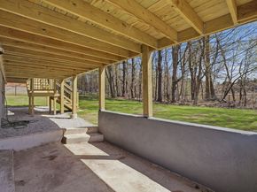 72 Holden Road, Paxton MA 01612