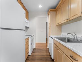 45 Loomis St 108, Malden MA 02148