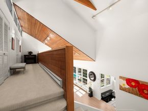 25 Pleasant St, Dover MA 02030