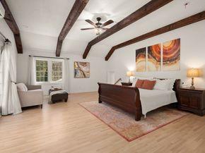 25 Pleasant St, Dover MA 02030