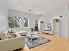 99 Chestnut Hill Avenue 310, Boston MA 02135