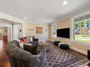 1 Betsy Ln, Dover MA 02030