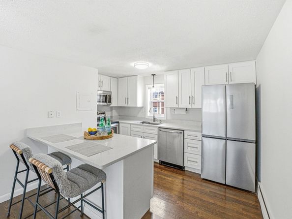 27 Arlington Road 13, Woburn MA 01801