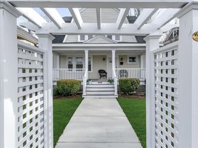 2031 Commonwealth Ave, Newton MA 02466