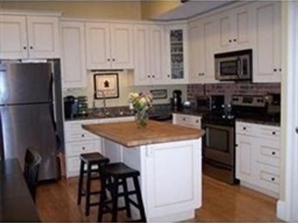 310 Court St 2, Plymouth MA 02360