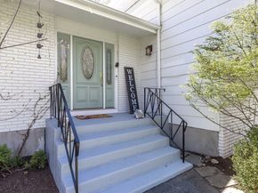 7 Clover Lane, Natick MA 01760