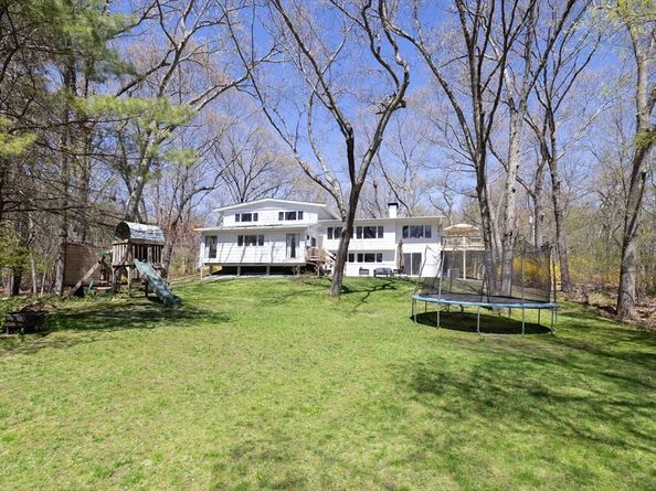 7 Clover Lane, Natick MA 01760