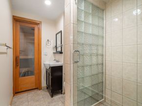 50 Mary Ellen Rd, Newton MA 02468