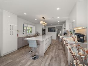 581 California St, Newton MA 02460