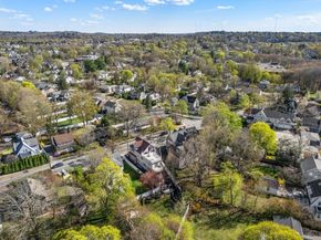 581 California St, Newton MA 02460