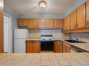 80 Salisbury St 101, Worcester MA 01609