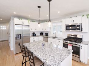 1202 Hazelwood Way 1202, Clinton MA 01510
