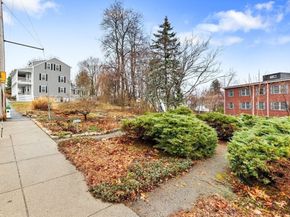 1 Maple St 1, Maynard MA 01754