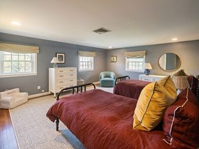 117 Forest St, Wellesley MA 02481