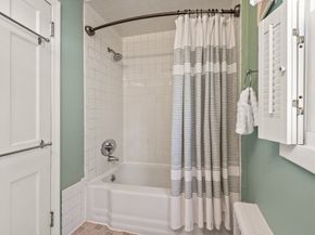 30 Kinnicutt Rd, Worcester MA 01602