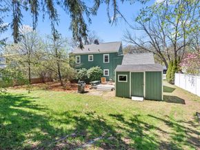 30 Kinnicutt Rd, Worcester MA 01602