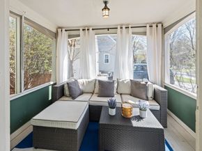 30 Kinnicutt Rd, Worcester MA 01602