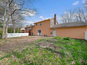 84 Poulos Rd, Braintree MA 02184